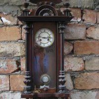 Стенен часовник Юнгханс, снимка 1 - Антикварни и старинни предмети - 32535244