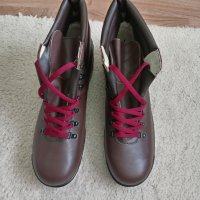 Продавам неупотребявани супер здрави обувки, снимка 2 - Мъжки боти - 43833370