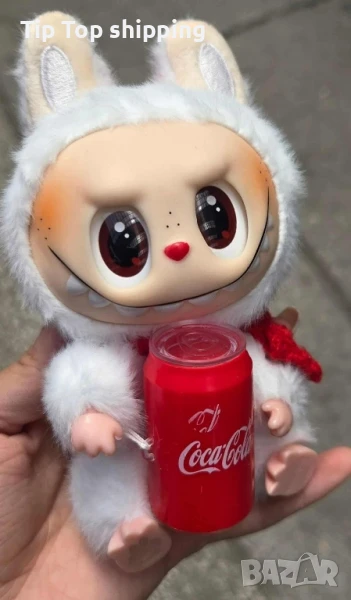 Колекционерски Labubu x Coca-Cola – Зимна лимитирана серия Pre order, снимка 1