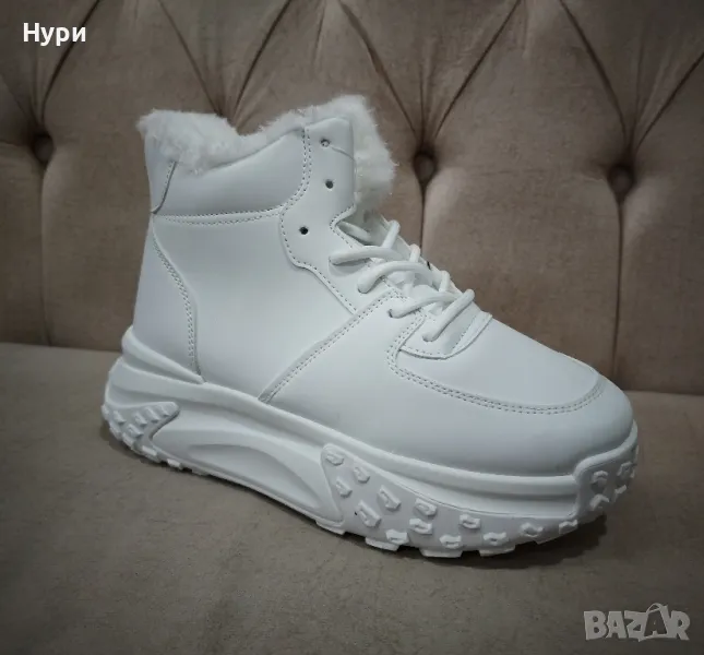 Дамски спортни боти, бели, снимка 1