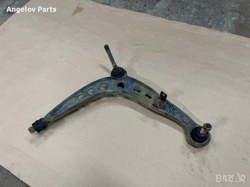 Преден десен носач за BMW E30, снимка 1