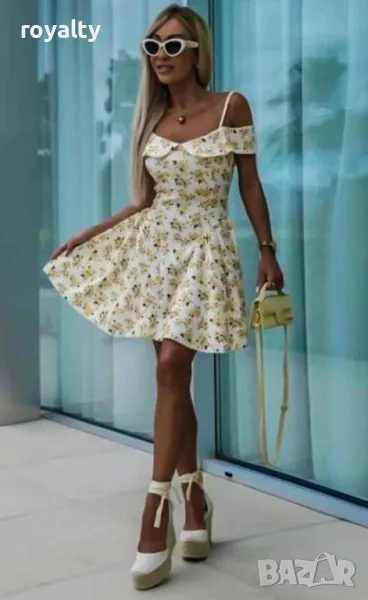 Кокетна флорална лятна рокля, снимка 1