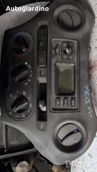 Климатичен блок / панел / табло зa Toyota Yaris - 758649 / 55405-0D130-BG, снимка 1