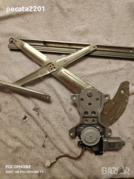 Продавам - оригинален преден десен ел. Стъклоповдигач за Сузуки Джимни, снимка 1