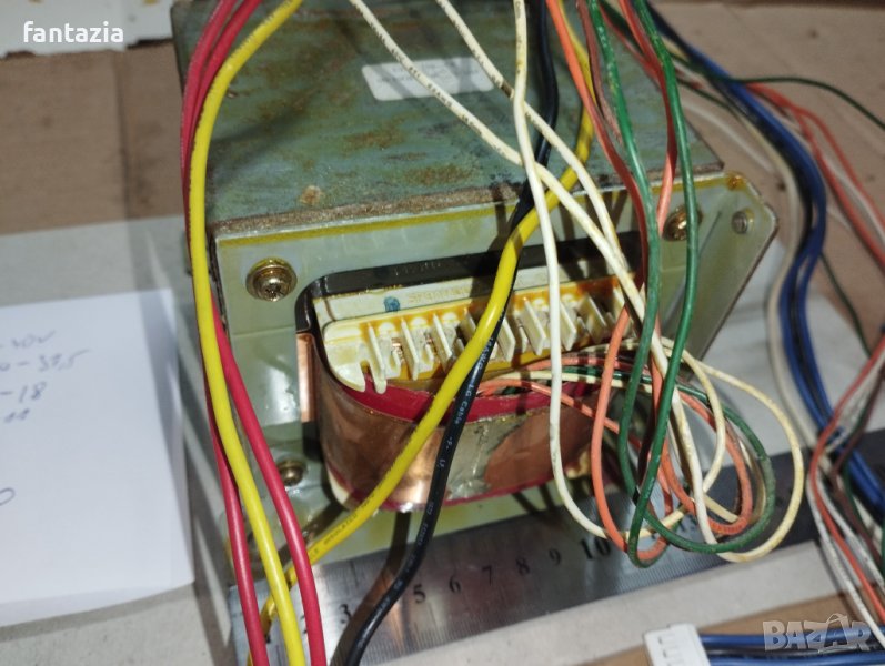 Продавам ГОЛЯМ трансформатор 2*40 и 2*37.5 V ~800VA, снимка 1