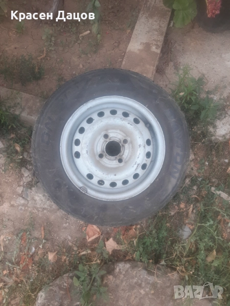 Гуми и джанти за лада нива , снимка 1