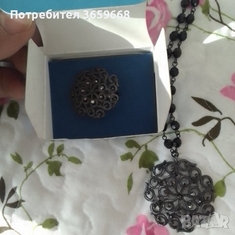 Колие и пръстен на Avon, снимка 4 - Колиета, медальони, синджири - 40109869