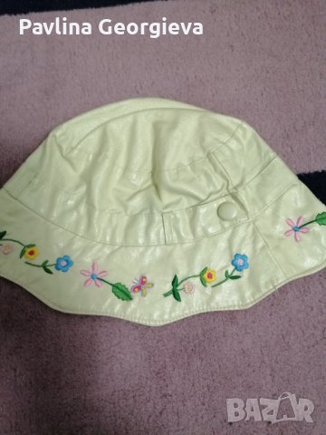 Дамски летни шапки с малка периферия,  плетени  на една кука, снимка 5 - Шапки - 37674198