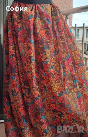 Цветна пола,р-р С/М, снимка 2 - Поли - 52965847