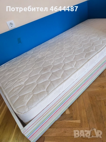 Единично легло с еднолицев матрак, спешна продажба, снимка 3 - Спални и легла - 52329484