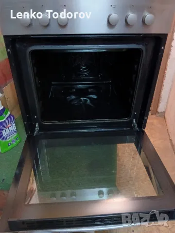 Фурна за вграждане чисто нова