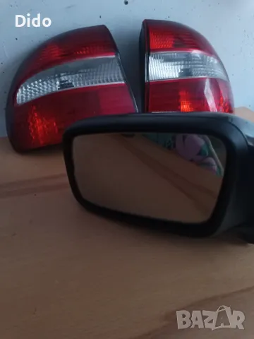 Волво V40  комби стопове и огледало , снимка 2 - Автомобили и джипове - 49731644