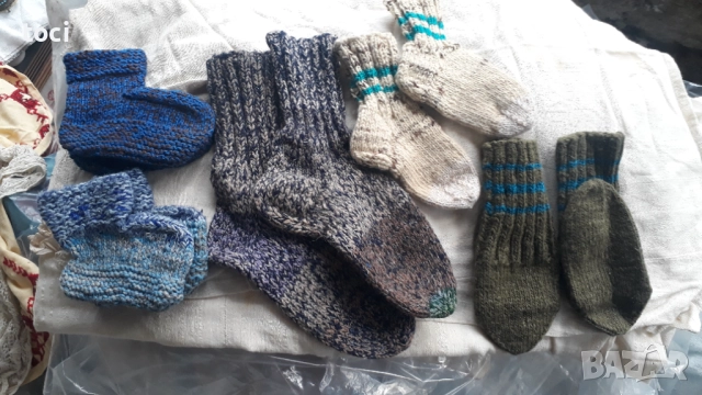 17 лв-5 чифта автентични Ръчно плетени Гети терлици нови 