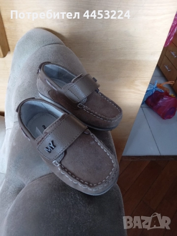 Детски боти и обувки-естествен велур и светещи маратонки , снимка 5 - Детски боти и ботуши - 51207235