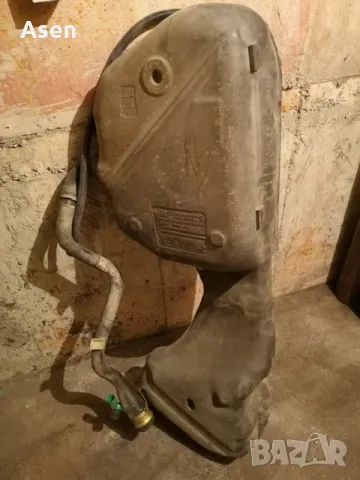 Bmw e87 резервоар, снимка 2 - Части - 47553544