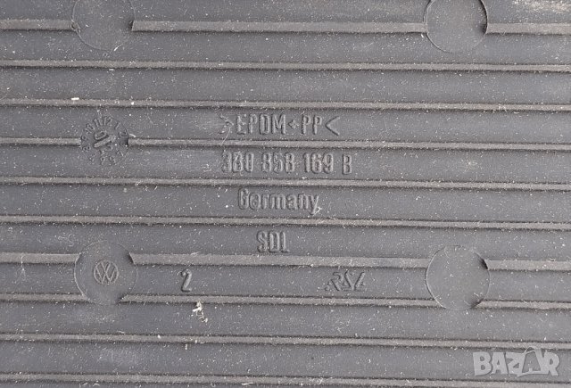 гумена подложка централна конзола VW 3B0858169B, снимка 3 - Аксесоари и консумативи - 40351522