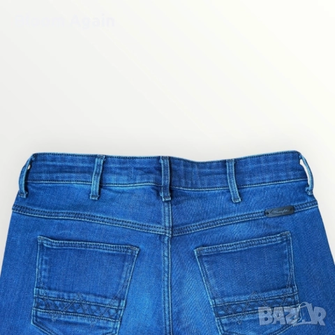 Дамски дънки Wrangler, снимка 4 - Дънки - 52102335