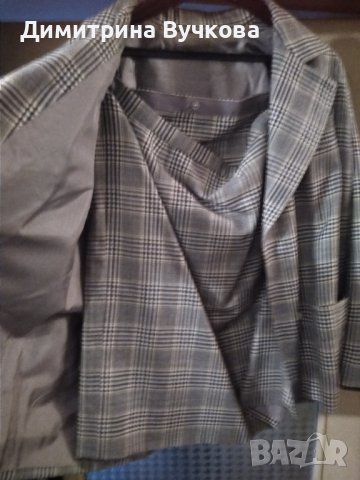 Пола със сако костюм 