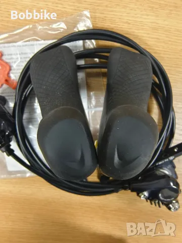 Комплект SHIMANO ULTEGRA DI2 ST-R8070 + BR-R8070, снимка 4 - Части за велосипеди - 38831524