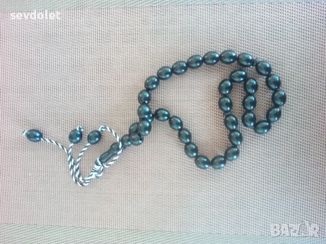 Красива и стилна.Класическа броеница.