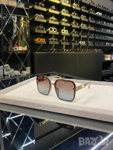 очила с черен обикновен калъф и ув защита christian dior , снимка 7 - Слънчеви и диоптрични очила - 50761649