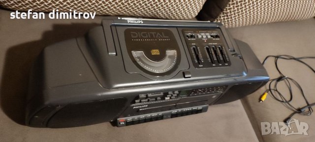 PHILIPS AZ 8394 BOOMBOX GHETTOBLASTER от 80те, снимка 4 - Радиокасетофони, транзистори - 36866817