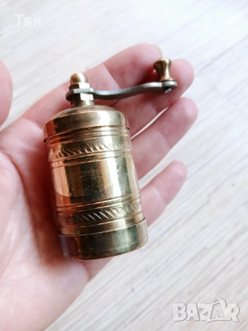 Бронзови мелнички , снимка 7 - Антикварни и старинни предмети - 52542500