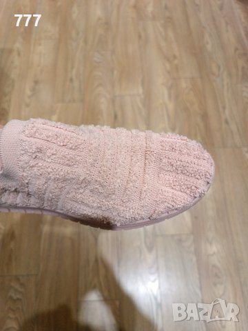 обувки , снимка 3 - Дамски ежедневни обувки - 43586406