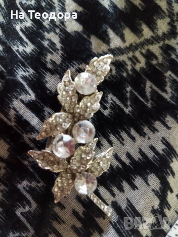 Брошка цветя, снимка 1