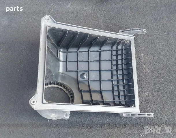 Горна Част Филтърна Кутия 3.0TDI Ауди A4 Б7
- 059133837AF - 059000183A, снимка 5 - Части - 50116562