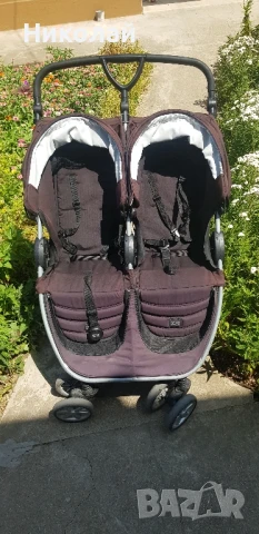 Количка за близнаци