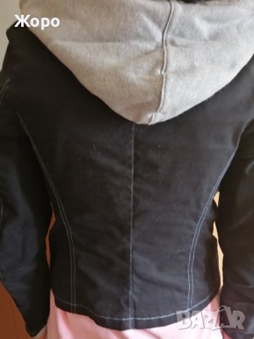 Дамско спортно сако с качулка., снимка 4 - Сака - 36694713