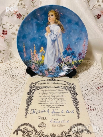 порцеланова чиния за стена , снимка 2 - Декорация за дома - 51851519