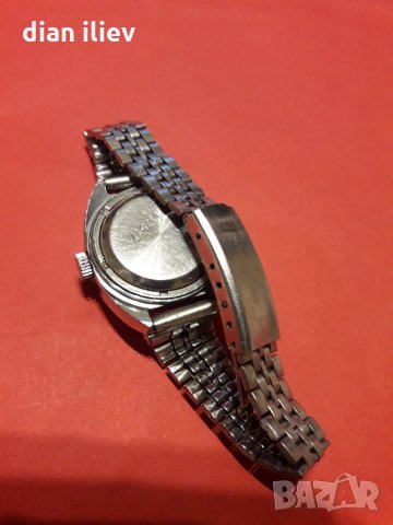 Стар дамски механичен часовник -Лъч , снимка 5 - Антикварни и старинни предмети - 26387414