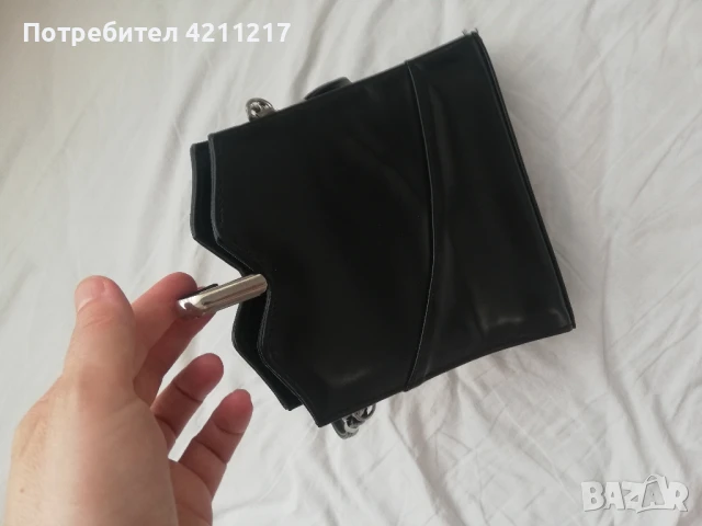 Дамска чанта, снимка 3 - Чанти - 50998016