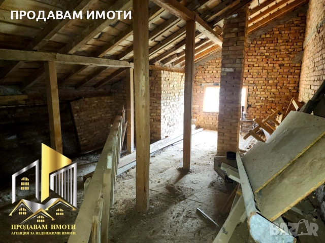 Продавам къща с два парцела, снимка 14 - Къщи - 51895155