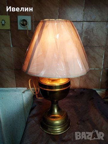 стара настолна лампа, снимка 2 - Настолни лампи - 28808046