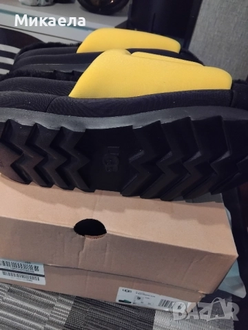 UGG чехли, снимка 7 - Чехли - 51634085