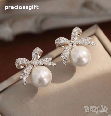 Комплект бижута с перли от две части - колие и обеци, снимка 4 - Бижутерийни комплекти - 52338667