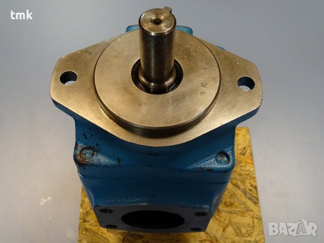 хидравлична помпа ABEX Denison TDC 028 017 1R00 Hydraulic vane pump, снимка 2 - Резервни части за машини - 38639393