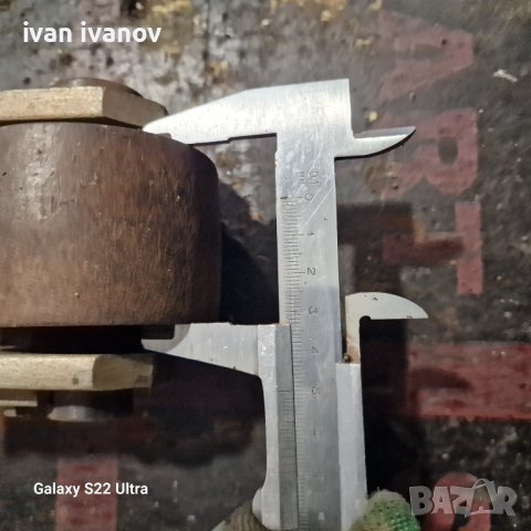 Масивна Ролка с 2 Лагера, снимка 3 - Други машини и части - 44105881