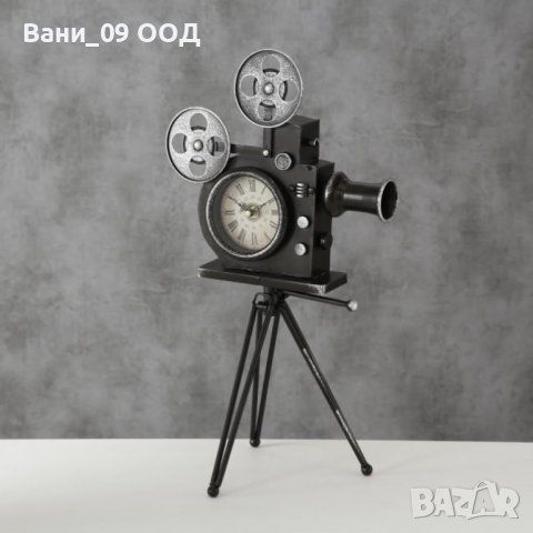 Часовник с дизайн "ретро фотоапарат", снимка 2 - Декорация за дома - 38164195
