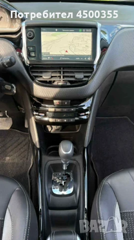 Продава се Peugeot 2008 Allure 1.2 Puretech, 2019 г., Панорама,Автоматик, Пълно оборудване, снимка 2 - Автомобили и джипове - 50632882