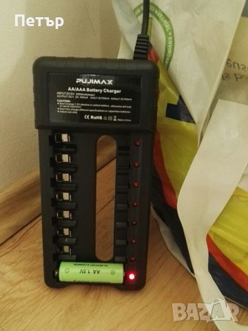 Зарядно за батерии АА и ААА, 8 портово, за 8 броя батерии, снимка 4 - Друга електроника - 35756750