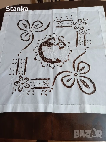 Дантелени покривки - ръчна изработка, снимка 16 - Покривки за маси - 51235807