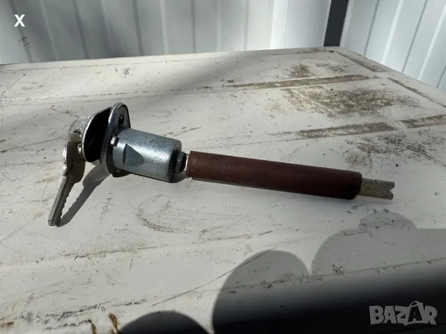 КЛЮЧАЛКА С КЛЮЧ ЗА ЖУК, НИСА, SYRENA FSO НОВА ОРИГИНАЛНА, снимка 3 - Части - 49910774