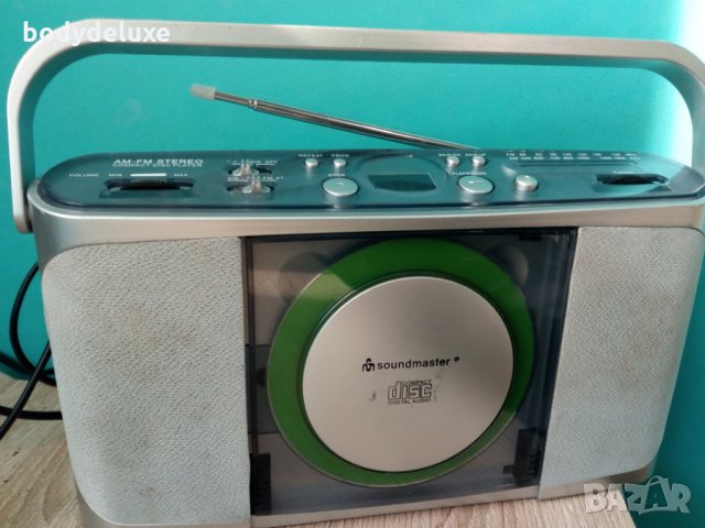 Soundmaster RCD1400 радио компакт  диск плейър, снимка 2 - Аудиосистеми - 20035655