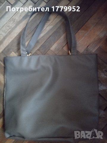 Дамска чанта, снимка 2 - Чанти - 32589394