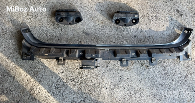 Държач държачи задна броня BMW E90