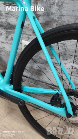 Карбонов шосеен велосипед Bianchi Specialissima CV Disc Ultegra Fulcrum | 57, снимка 17 - Велосипеди - 52991623